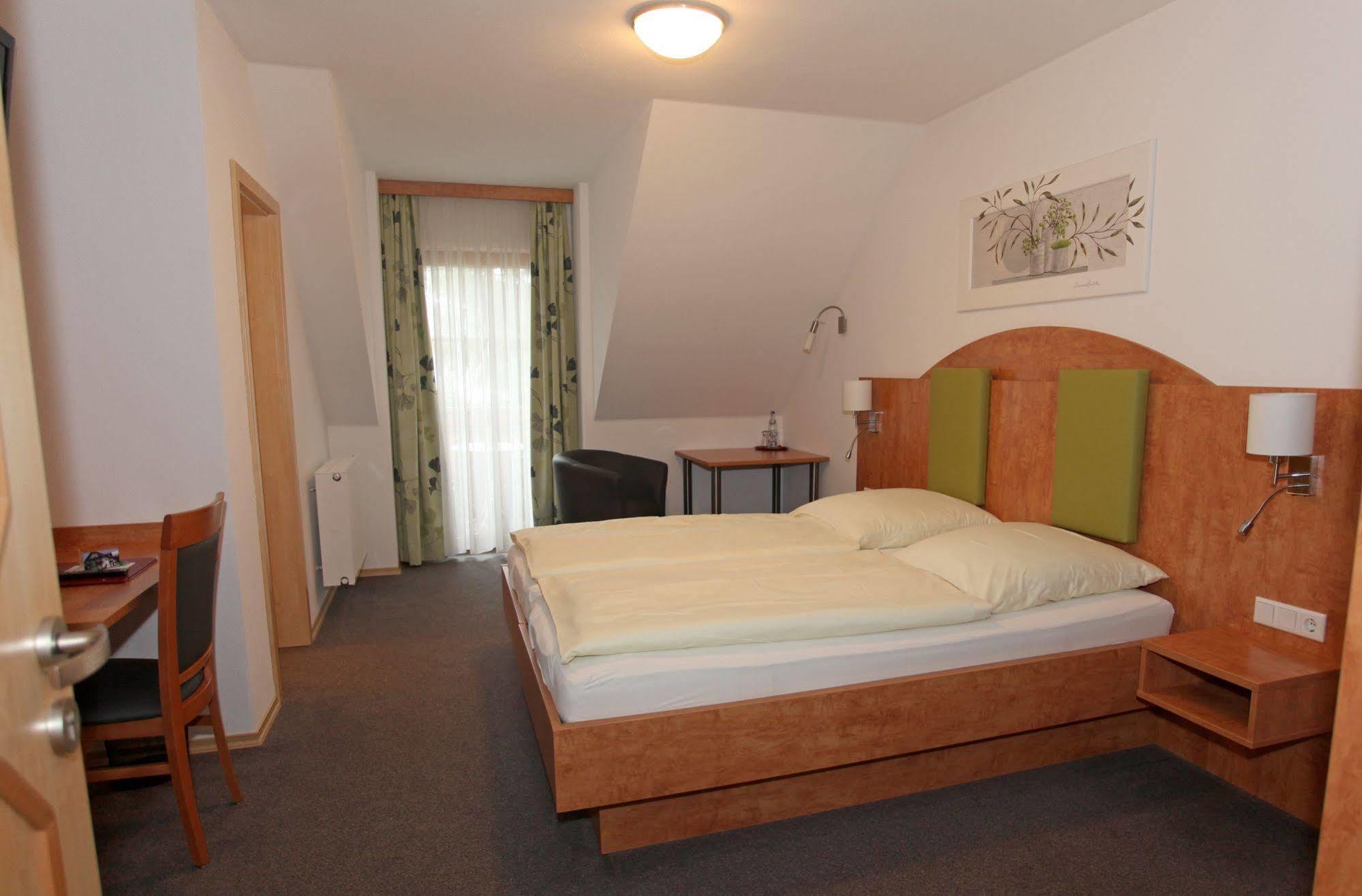 Hotel Garni Hopfengold Wolnzach Εξωτερικό φωτογραφία