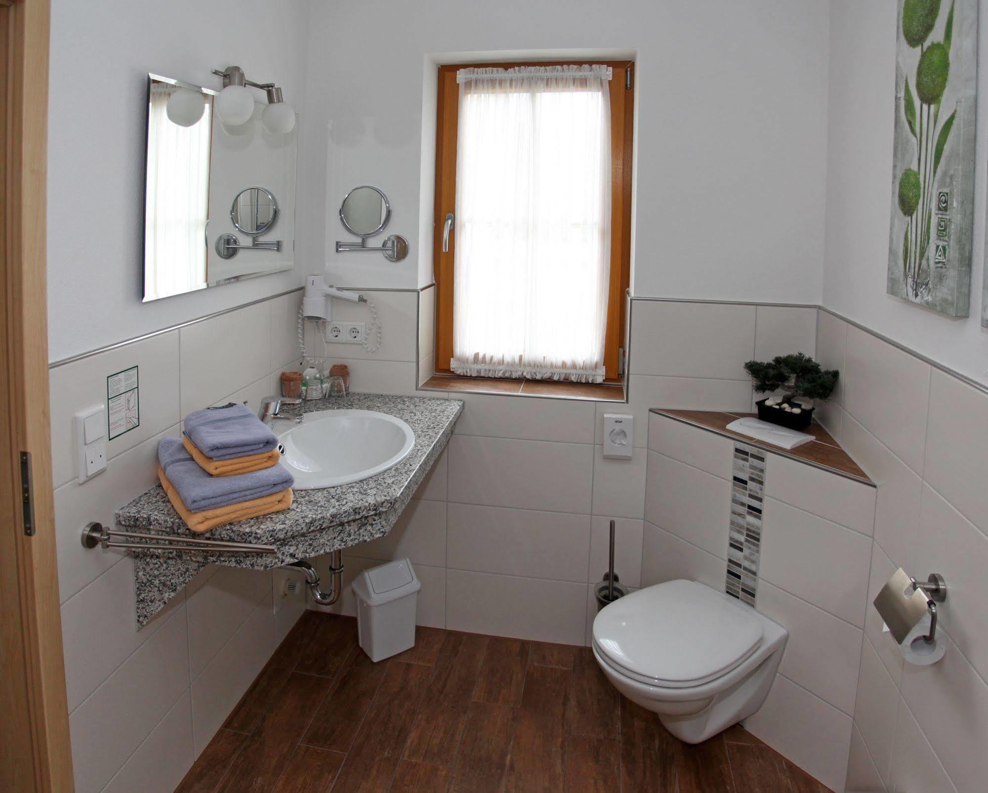Hotel Garni Hopfengold Wolnzach Εξωτερικό φωτογραφία