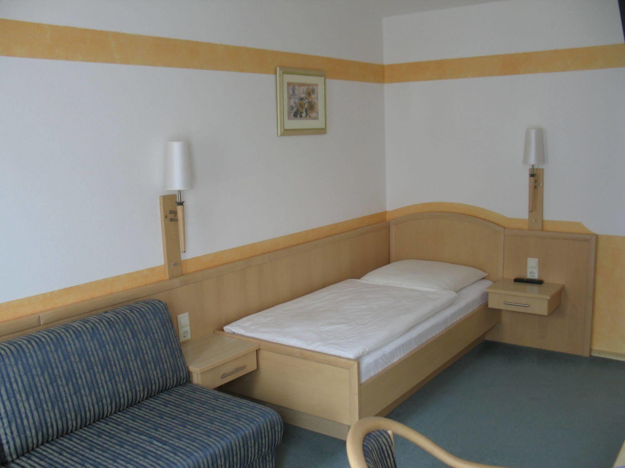 Hotel Garni Hopfengold Wolnzach Εξωτερικό φωτογραφία