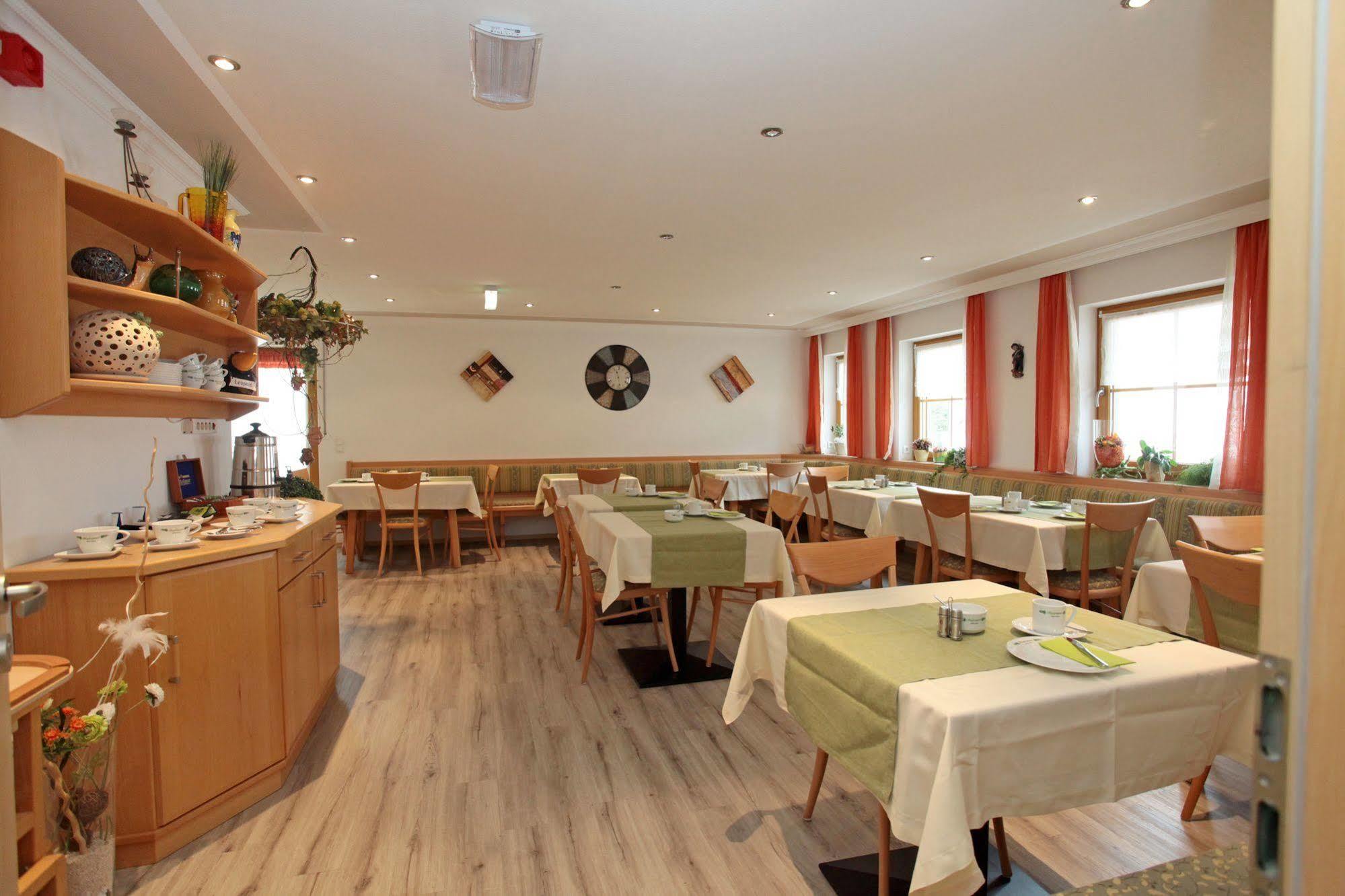 Hotel Garni Hopfengold Wolnzach Εξωτερικό φωτογραφία